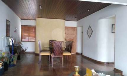 Apartamento com 3 quartos à venda em Vila Bastos - SP