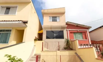 Sobrado com 4 quartos à venda em Vila Floresta - SP