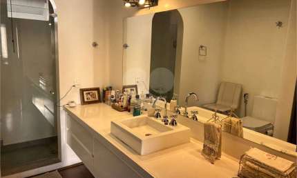 Apartamento com 4 quartos à venda em Vila Assunção - SP