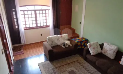 Casa com 4 quartos à venda em Jardim Santo Antônio - SP