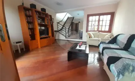 Sobrado com 3 quartos à venda em Vila Metalúrgica - SP