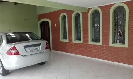 Sobrado com 4 quartos à venda em Vila Camilópolis - SP