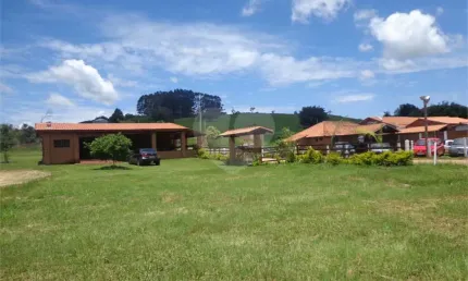 Fazenda à venda no Centro, Caconde 