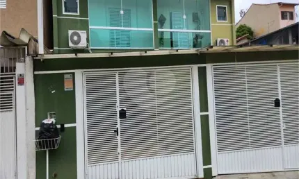 Sobrado com 2 quartos à venda em Jardim Santo Antônio - SP