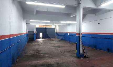 Ponto comercial para alugar no Utinga, Santo André 