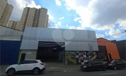 Barracão / Galpão / Depósito para alugar no Parque João Ramalho, Santo André 