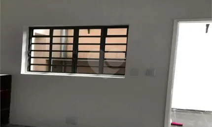 Sobrado com 1 quartos para locação em Campestre - SP
