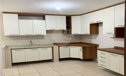 Apartamento com 3 quartos à venda em Jardim Guarará - SP