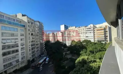 Apartamento à venda na Praça Eugênio Jardim, Copacabana, Rio de Janeiro, 244 m2 por R$ 2.300.000