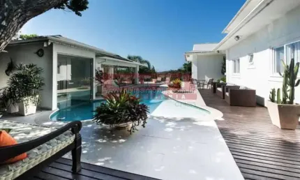 Casa com 5 quartos à venda na Atalho FERRADURA, Ferradura, Armação dos Búzios, 500 m2 por R$ 3.980.000
