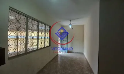 CASA TRÊS QUARTOS Á VENDA EM MARECHAL HERMES COM DEPENDÊNCIA DE EMPREGADA COMPLETA!