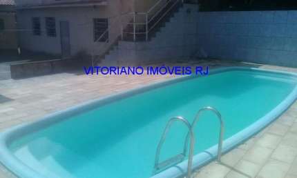CASA Á VENDA EM MAGALHÃES BASTOS INDEPENDENTE COM PISCINA!