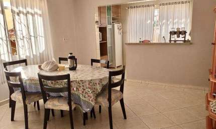 Sobrado para Venda em Indaiatuba, Vila Rubens, 4 dormitórios, 2 suítes, 5 banheiros, 3 vagas