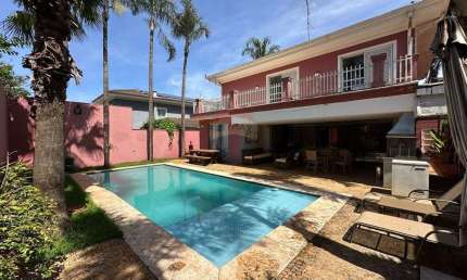CASA SOBRADO COM 4 QUARTOS SUITES PARA ALUGAR NO CONDOMÍNIO GUAPORÉ 1