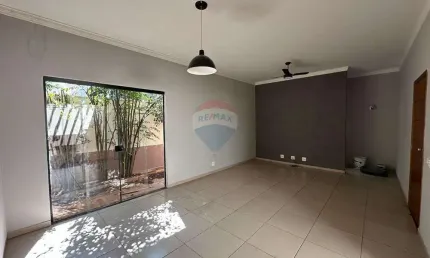 CASA TÉRREA EM CONDOMÍNIO COM 3 QUARTOS PARA ALUGAR NO CONDOMÍNIO TERRAS DE SAN GABRIEL - BONFIM PAULISTA - 287M²
