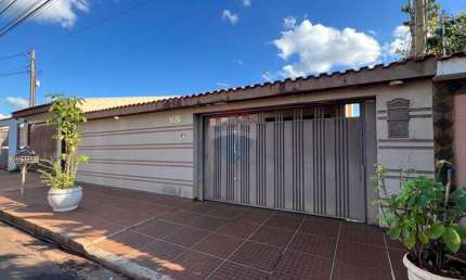Casa com 3 quartos para venda, 238m² - Parque São Sebastião - Ribeirão Preto