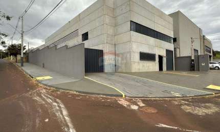 GALPÃO PARA ALUGAR COM 700M² NO JARDIM SÃO JOSÉ - PRÓXIMO AV. MAURILIO BIAGI