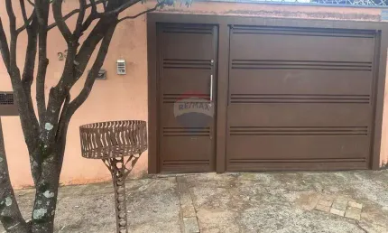 Casa com 2 Quartos para Venda, 71 m² - Jardim Diva Tarlá de Carvalho - Ribeirão Preto