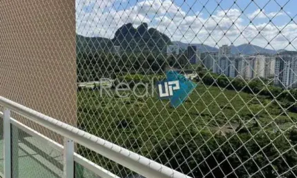 Apartamento com 3 quartos à venda na Avenida Embaixador Abelardo Bueno, Barra da Tijuca, Rio de Janeiro, 101 m2 por R$ 780.000