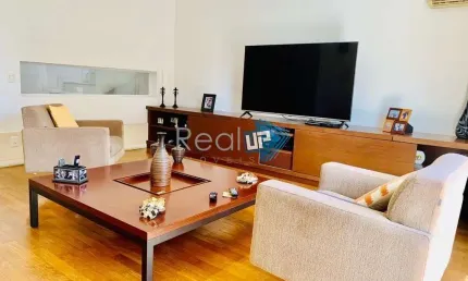 Casa em condomínio fechado com 5 quartos à venda na jornalista pierre plancher, barra da tijuca, rio de janeiro, 320 m2 por r$ 2.500.000