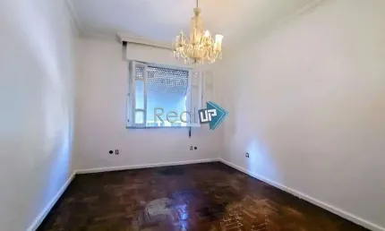 Apartamento com 3 quartos à venda na Praça Vereador Rocha Leão, Copacabana, Rio de Janeiro, 110 m2 por R$ 635.000