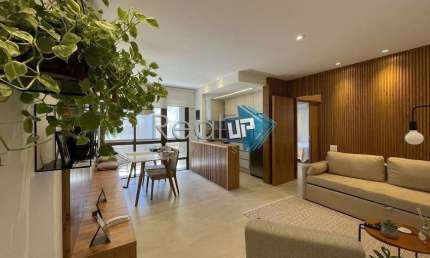 Prédio com 1 sala à venda na Avenida Bartolomeu Mitre, Leblon, Rio de Janeiro, 57 m2 por R$ 1.650.000