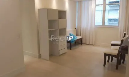 Apartamento com 3 quartos à venda na Rua Padre Achotegui, Leblon, Rio de Janeiro, 80 m2 por R$ 1.830.000