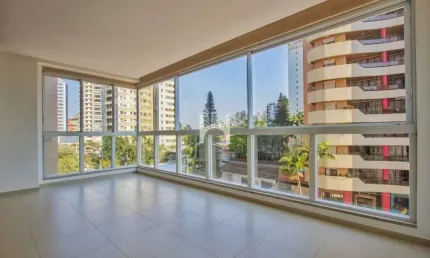 Apartamento de Luxo no Centro de Joinville-SC: 4 Quartos, 4 Suítes, 2 Salas, 6 Banheiros, 4 Vagas, 252m². Venha Conhecer!