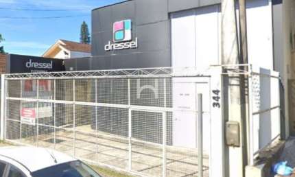 Casa residencial e comercial à venda em Joinville-SC, Bucarein: 2 quartos, 1 sala, 2 banheiros, 2 vagas de garagem, 404m² de área.