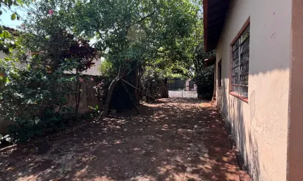 Casa com 2 quartos à venda na Vila Larsen 1, Londrina 