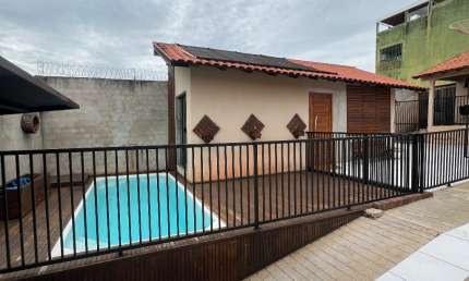 Casa com 3 quartos à venda na Rua Mauritânia, Ouro Verde, Londrina