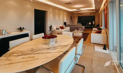 Espaçoso apartamento próximo da avenida Brasília com 250 m² e 04 dormitórios