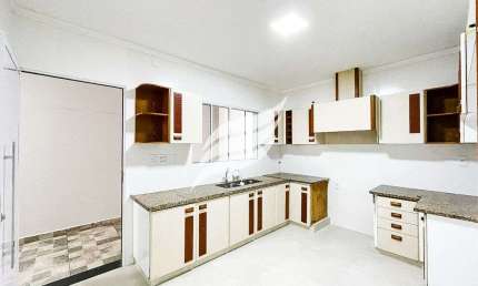 Casa com 3 quartos à venda na Rua Ghandi, 441, Bairro das Bandeiras, Araçatuba