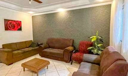 Casa com 2 quartos à venda na Rua Cuiabá, 132, Vila Aeronáutica, Araçatuba