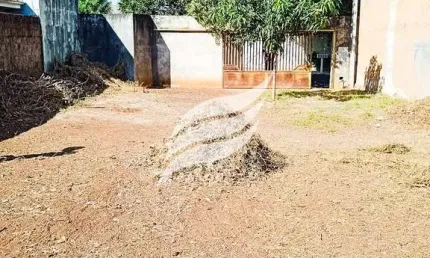 Terreno 320 m² à venda próximo à Av. José Ferreira Baptista