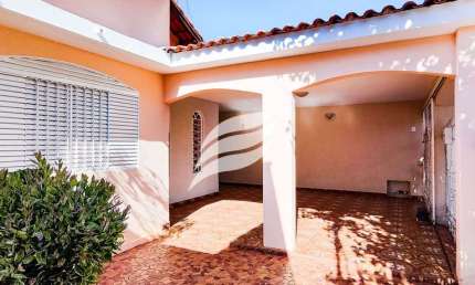 Casa 3 quartos à venda no Bairro Presidente em Araçatuba