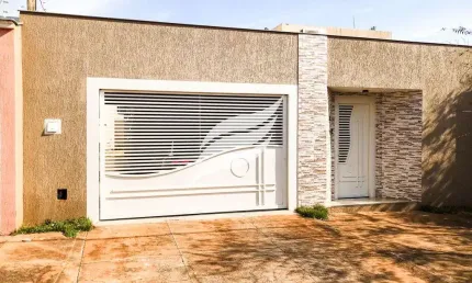 Casa 03 quartos à venda próximo ao Recinto de Exposições de Araçatuba