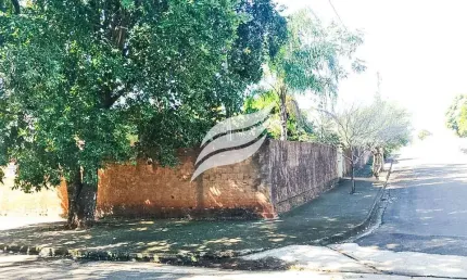 Terreno de 360 m² à venda no bairro Umuarama em Araçatuba