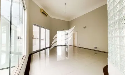 Casa 3 suítes à venda no Condomínio Habiana em Araçatuba