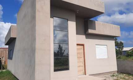 Casa com 3 quartos à venda na Avenida Getúlio Vargas, 369, Erechim, Balneário Arroio do Silva
