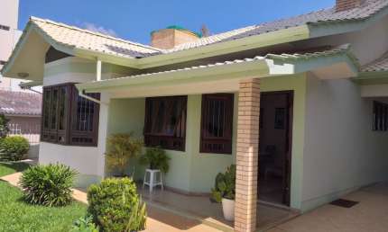 Casa com 3 quartos à venda na Rua Expedicionário Iracy Luchina, 397, Urussanguinha, Araranguá