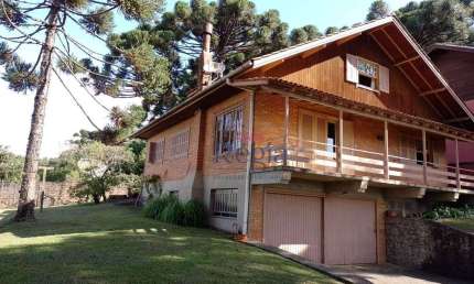 Casa com 4 dormitórios à venda, 180 m² por R$ 1.500.000 - Centro - Canela/RS