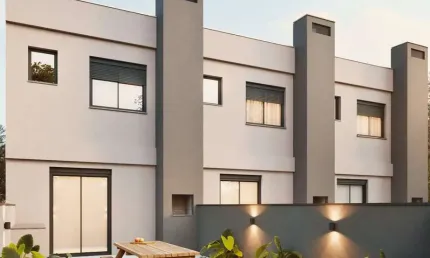 Sobrado Duplex 2 quartos sendo 2 suítes para venda no bairro Morada Das Palmeiras em Torres