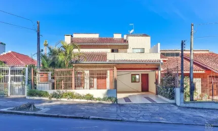 Casa com 5 quartos à venda na Rua Dea Coufal, Ipanema, Porto Alegre