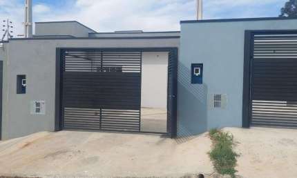 Casa para Venda em Elias Fausto, Jardim dos Lagos, 1 dormitório, 1 banheiro, 2 vagas