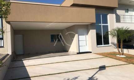 Casa para Venda em Indaiatuba, Jardim Residencial Terra Nobre, 3 dormitórios, 3 suítes, 4 banheiros, 4 vagas