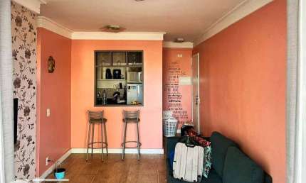 Apartamento com 2 dorms, sacada e 1 vaga à venda, 47 m² por 270mil - Vila Curuçá - São Paulo/SP