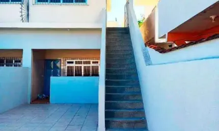 Sobrado com 3 dormitórios para alugar, 172 m² por R$ 3.208,74 - São Miguel Paulista - São Paulo/SP
