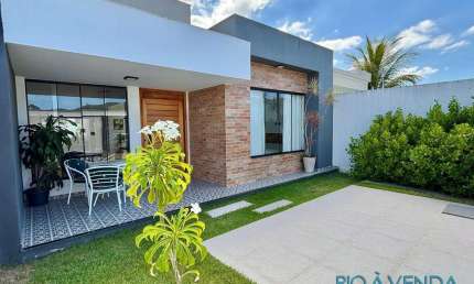Linda casa linear à venda no condomínio Reserva das Garças
