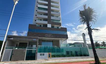 Apartamento com 3 quartos para alugar na Avenida Marina, Centro, Mongaguá